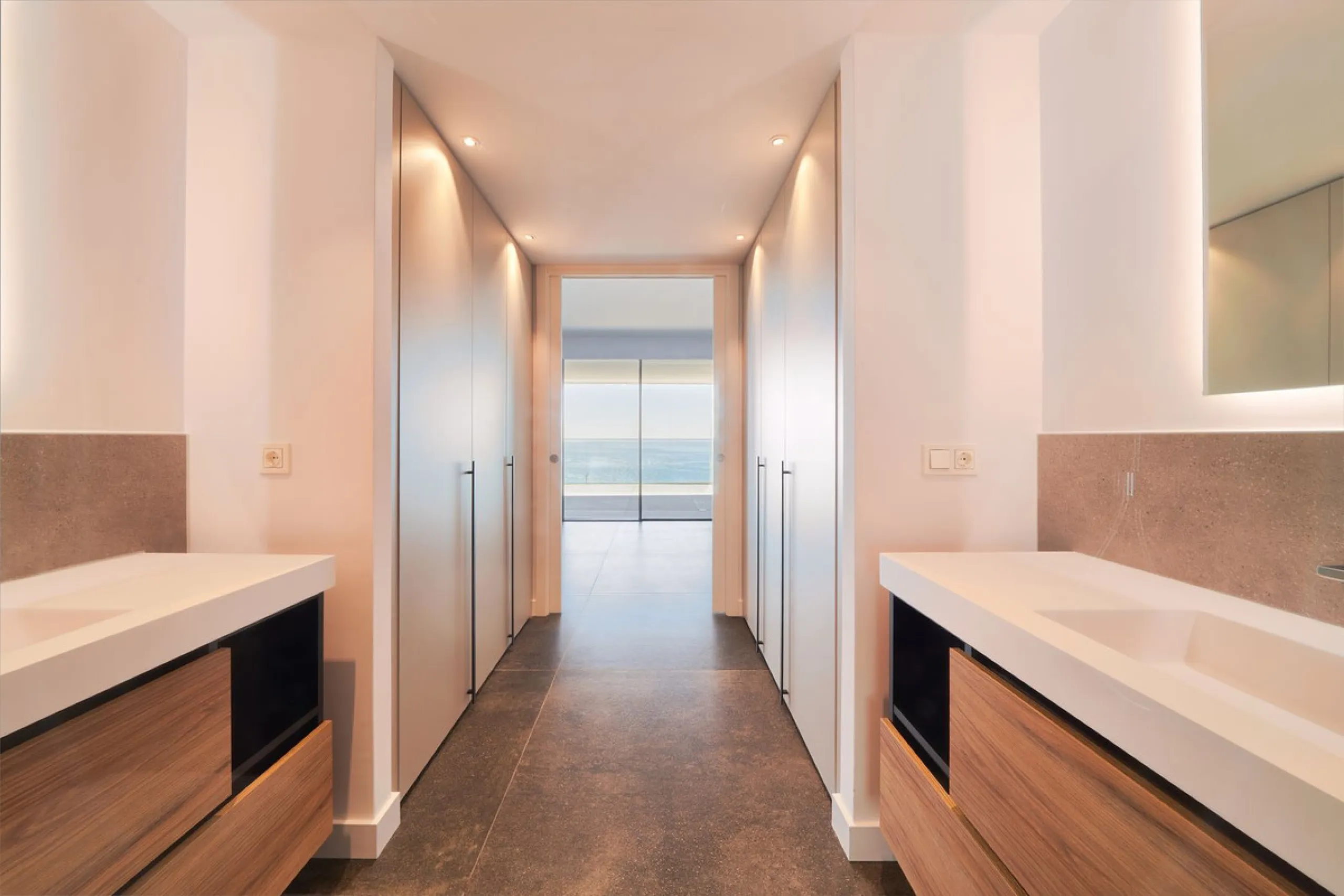 Now available: newly completed luxury residence in Reserva del Higuerón – ready for immediate viewing