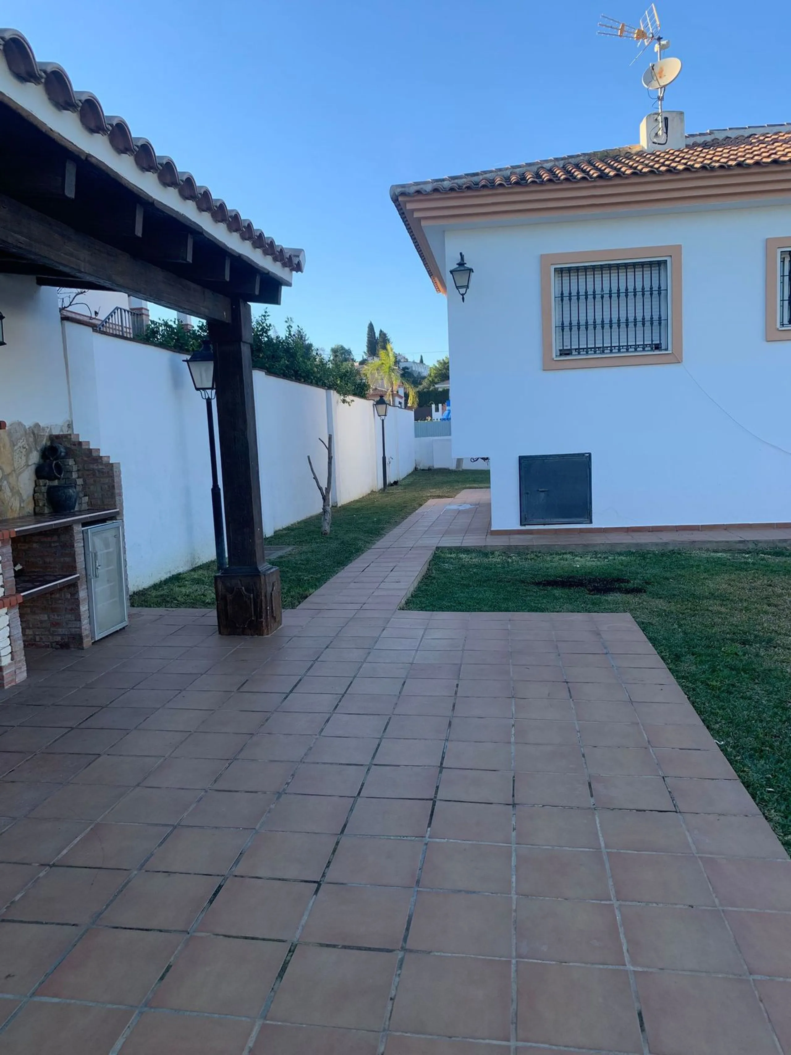 Modern Detached Villa in El Romeral, Alhaurín de la Torre