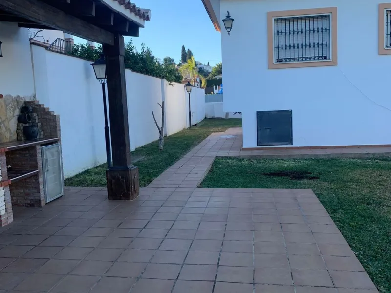 Modern Detached Villa in El Romeral, Alhaurín de la Torre