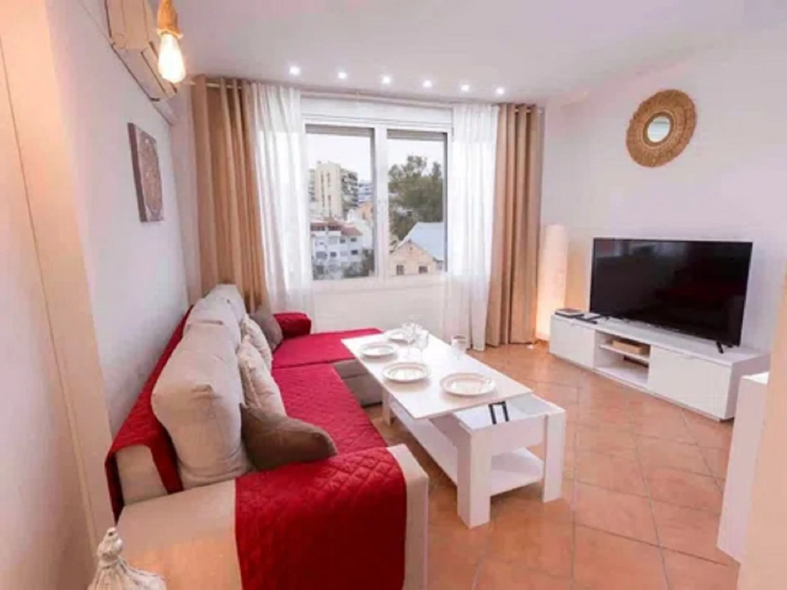 Middle Floor Apartment, Torremolinos Centro, Costa del Sol.