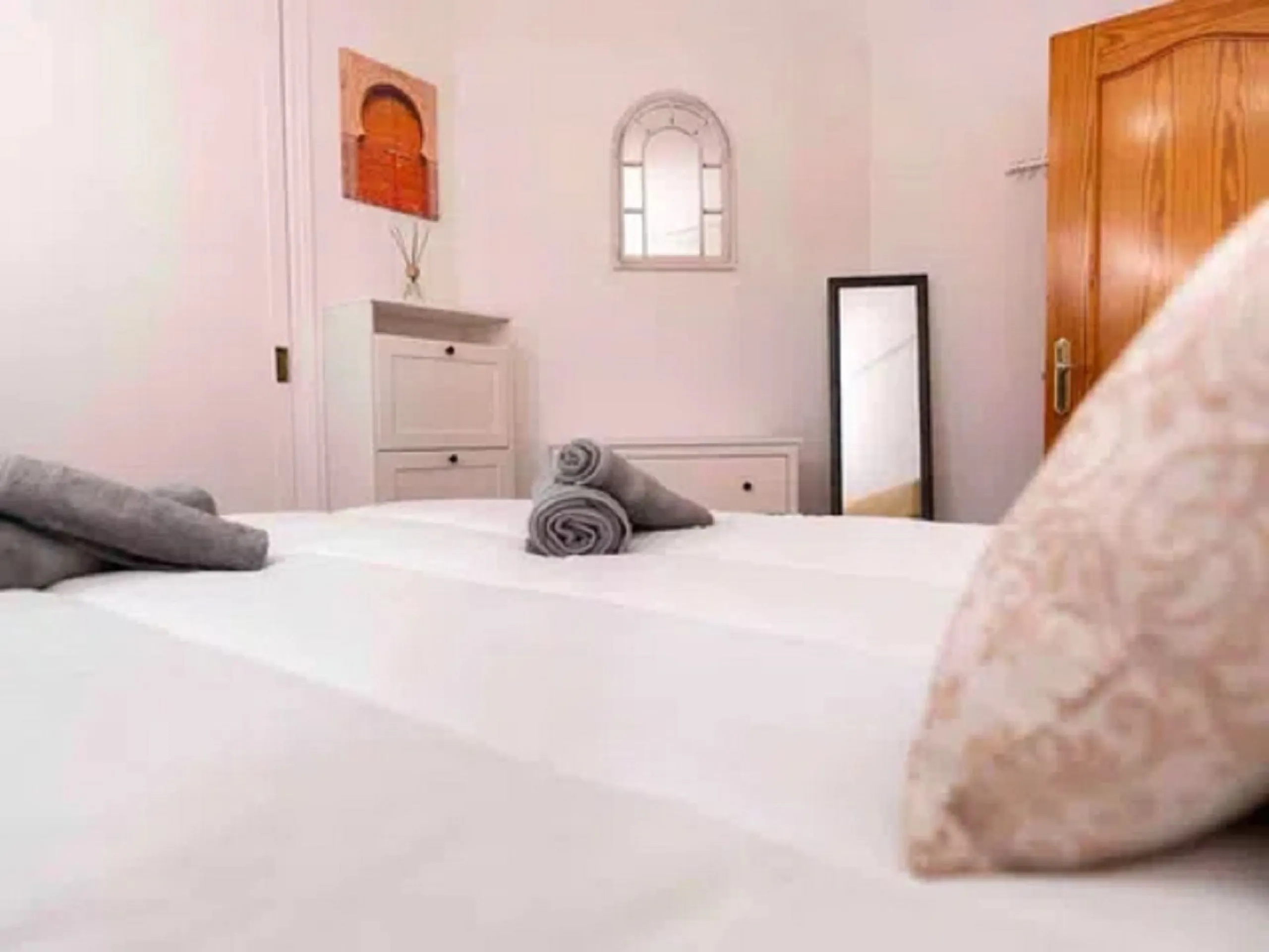 Middle Floor Apartment, Torremolinos Centro, Costa del Sol.