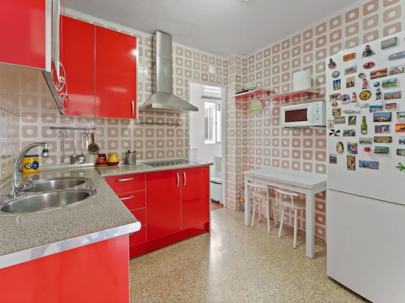 Apartment - Top Floor Apartment в продаже в Fuengirola, Málaga. В доме 3 спален и 1 ванных комнат. Площадь дома 87 м²