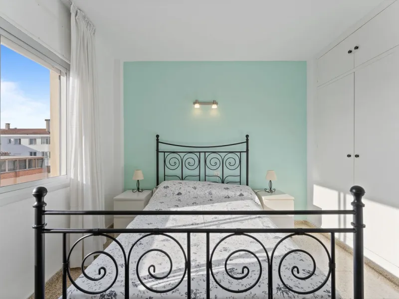 Apartment - Top Floor Apartment в продаже в Fuengirola, Málaga. В доме 3 спален и 1 ванных комнат. Площадь дома 87 м²
