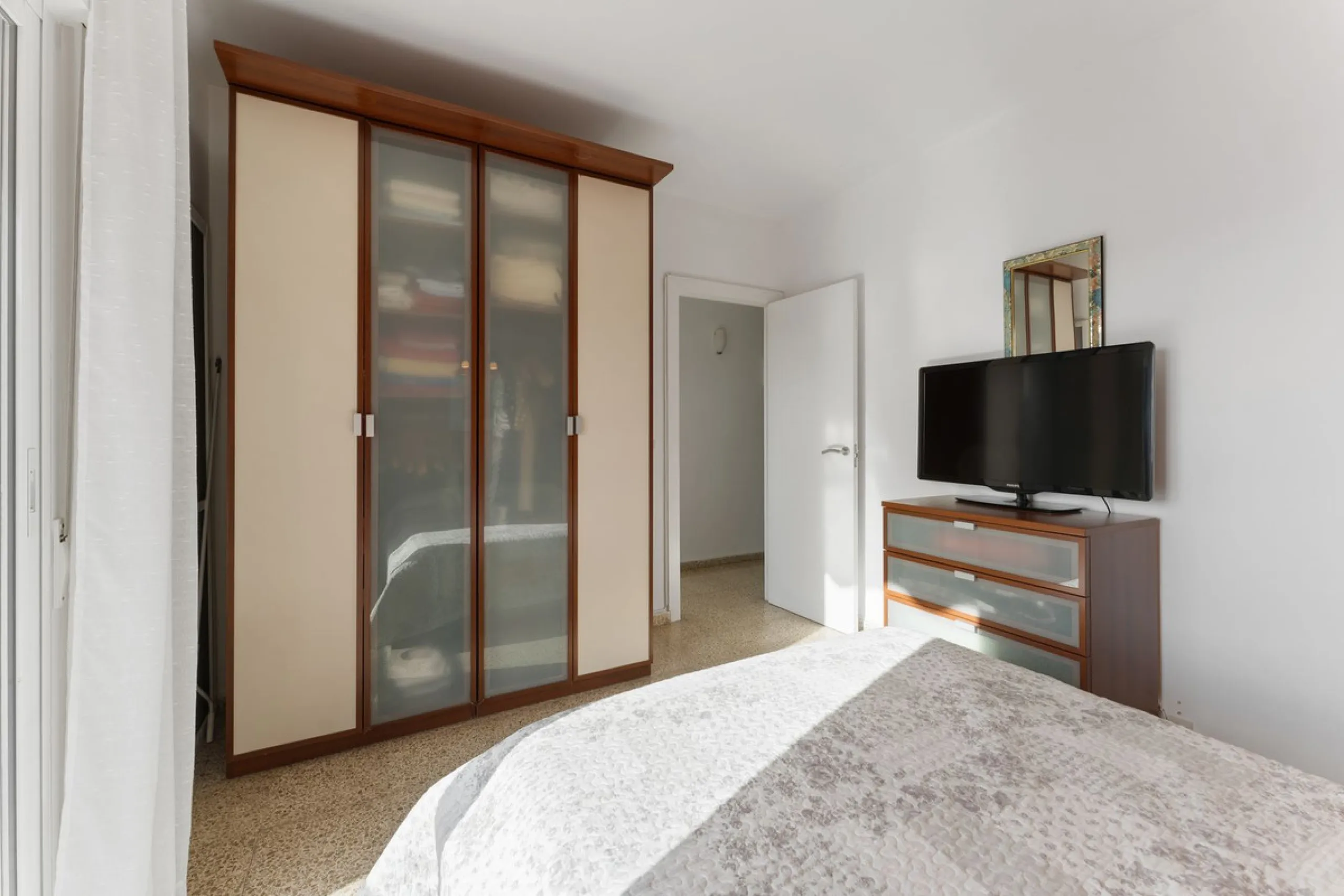 Apartment - Top Floor Apartment в продаже в Fuengirola, Málaga. В доме 3 спален и 1 ванных комнат. Площадь дома 87 м²