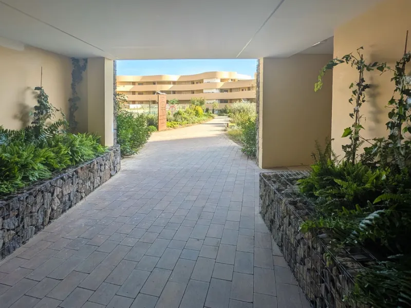 Apartment - Middle Floor Apartment в продаже в Fuengirola, Málaga. В доме 2 спален и 2 ванных комнат. Площадь дома 130 м²