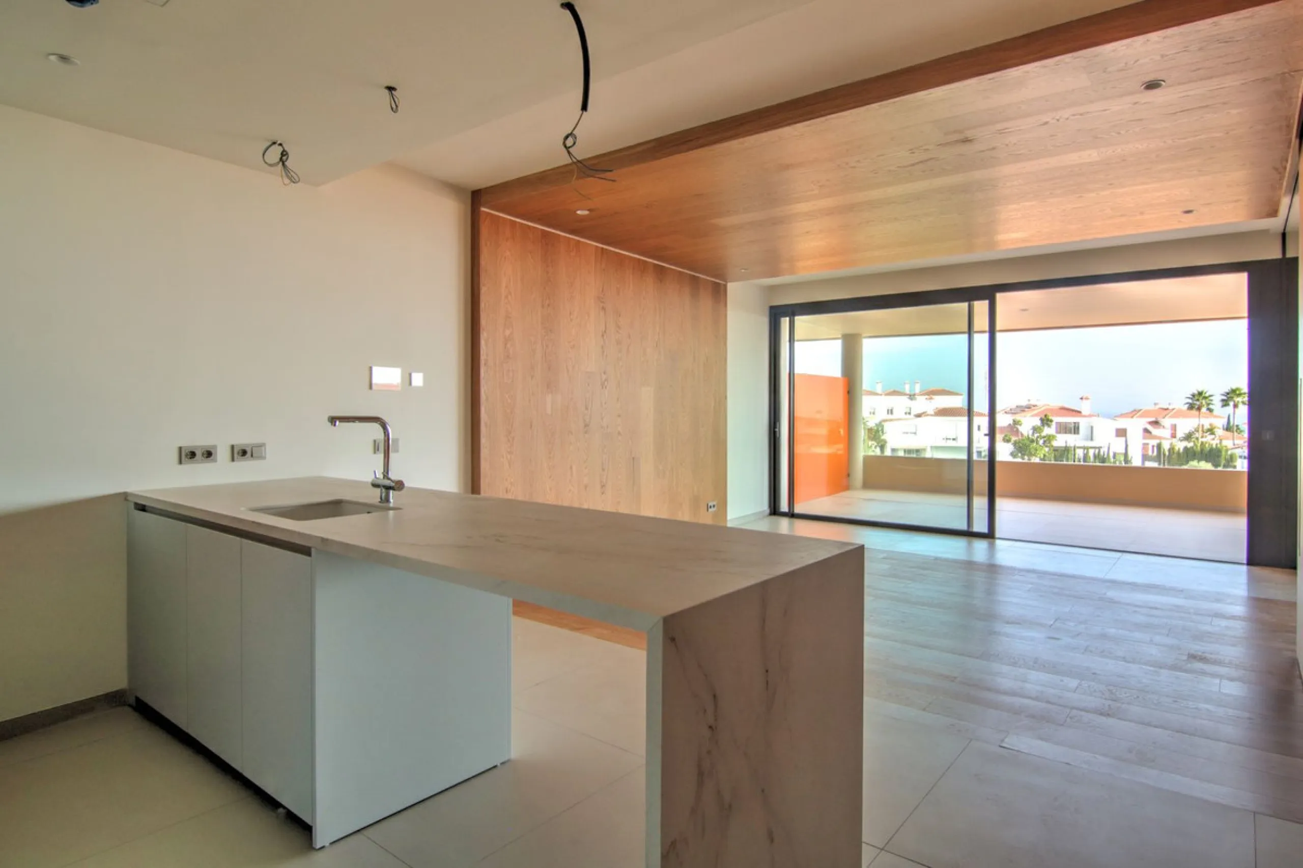 Apartment - Middle Floor Apartment в продаже в Fuengirola, Málaga. В доме 2 спален и 2 ванных комнат. Площадь дома 130 м²
