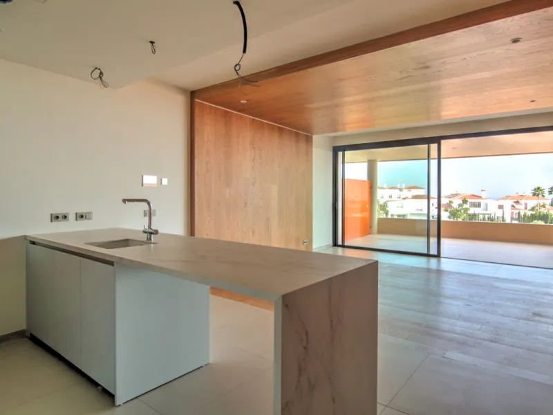 Apartment - Middle Floor Apartment в продаже в Fuengirola, Málaga. В доме 2 спален и 2 ванных комнат. Площадь дома 130 м²