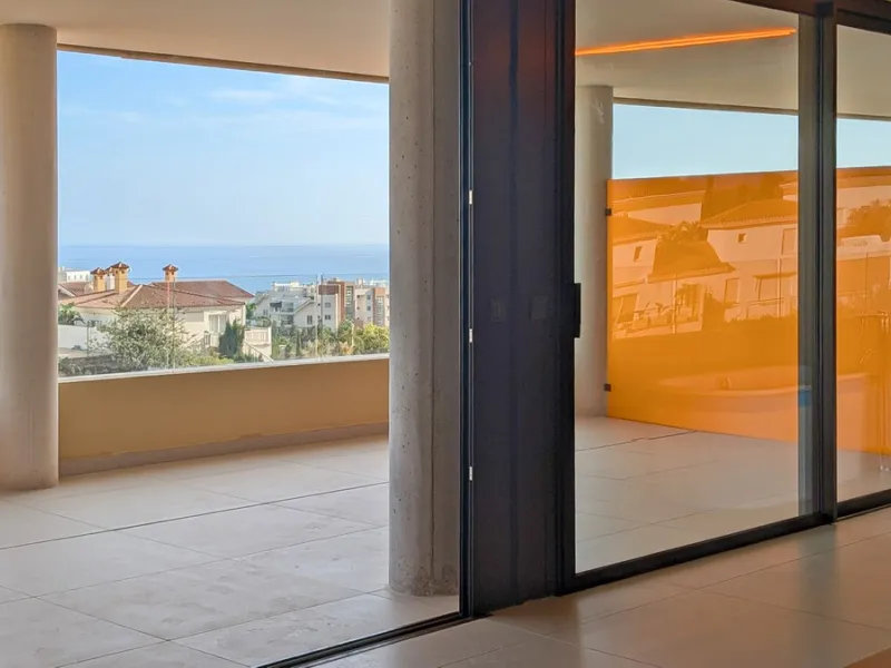 Apartment - Middle Floor Apartment в продаже в Fuengirola, Málaga. В доме 2 спален и 2 ванных комнат. Площадь дома 130 м²