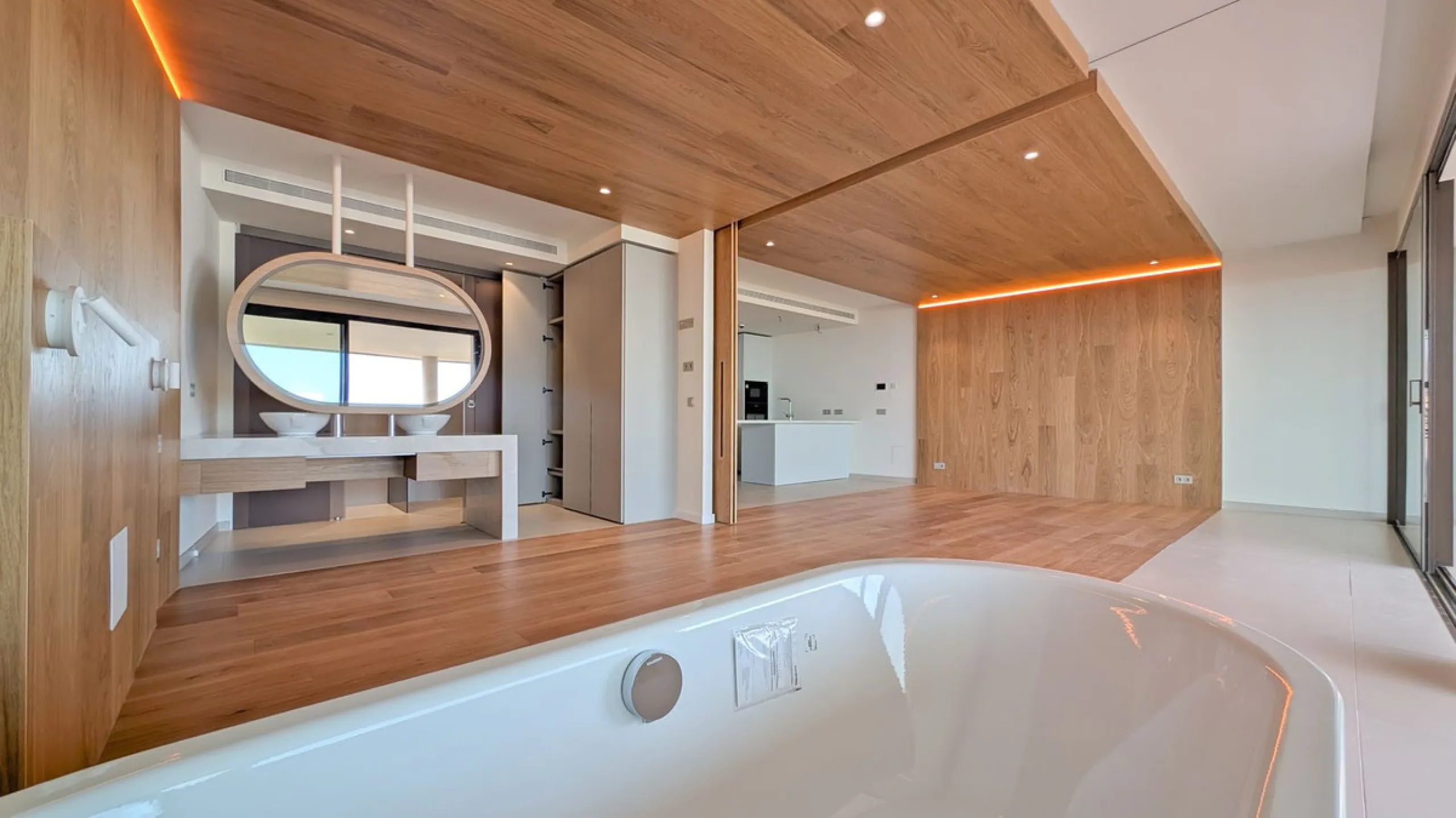 Apartment - Middle Floor Apartment в продаже в Fuengirola, Málaga. В доме 2 спален и 2 ванных комнат. Площадь дома 130 м²