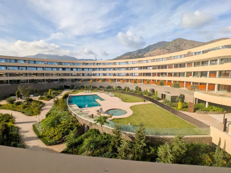 Apartment - Middle Floor Apartment в продаже в Fuengirola, Málaga. В доме 2 спален и 2 ванных комнат. Площадь дома 130 м²