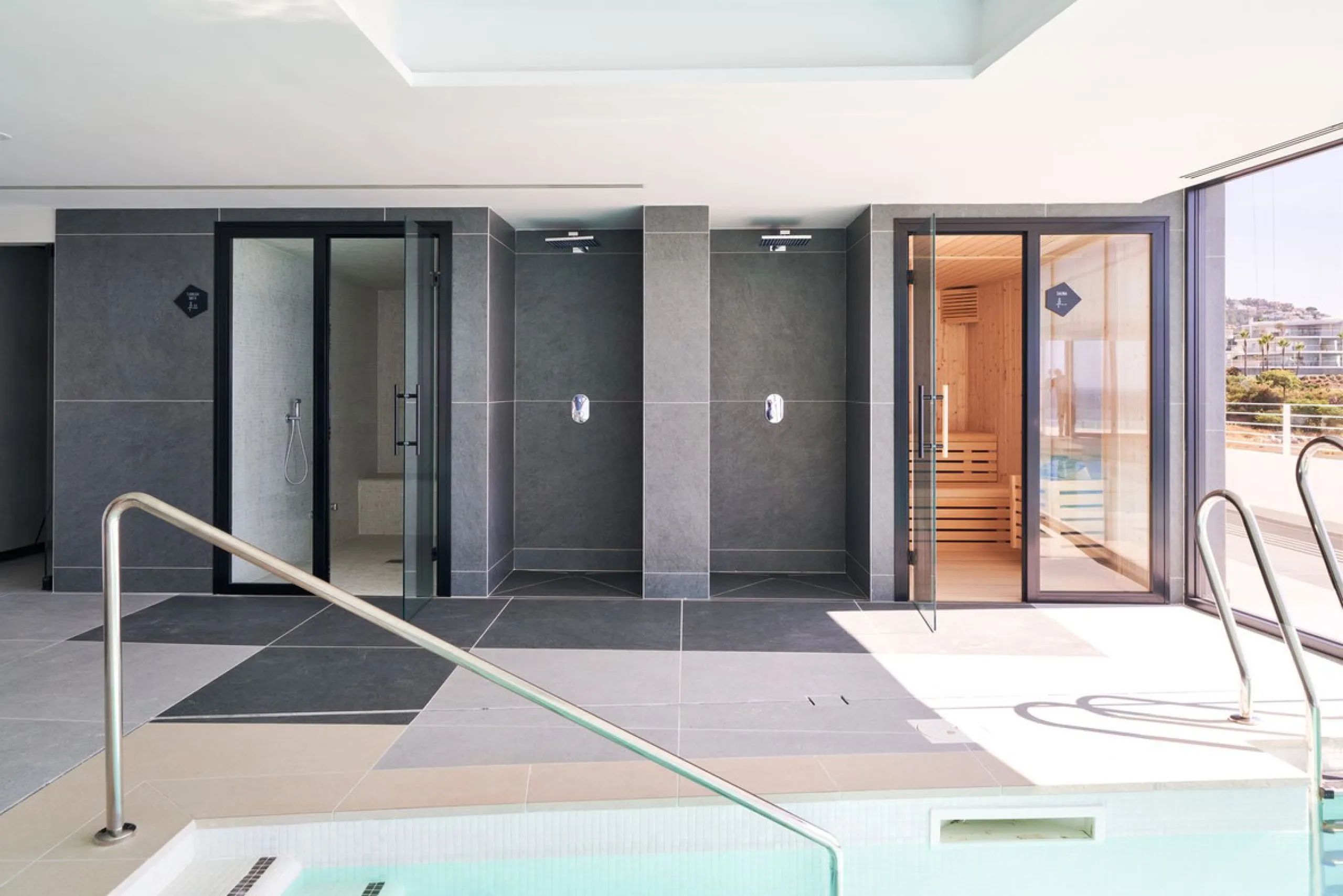 Now available: newly completed luxury residence in Reserva del Higuerón – ready for immediate viewing