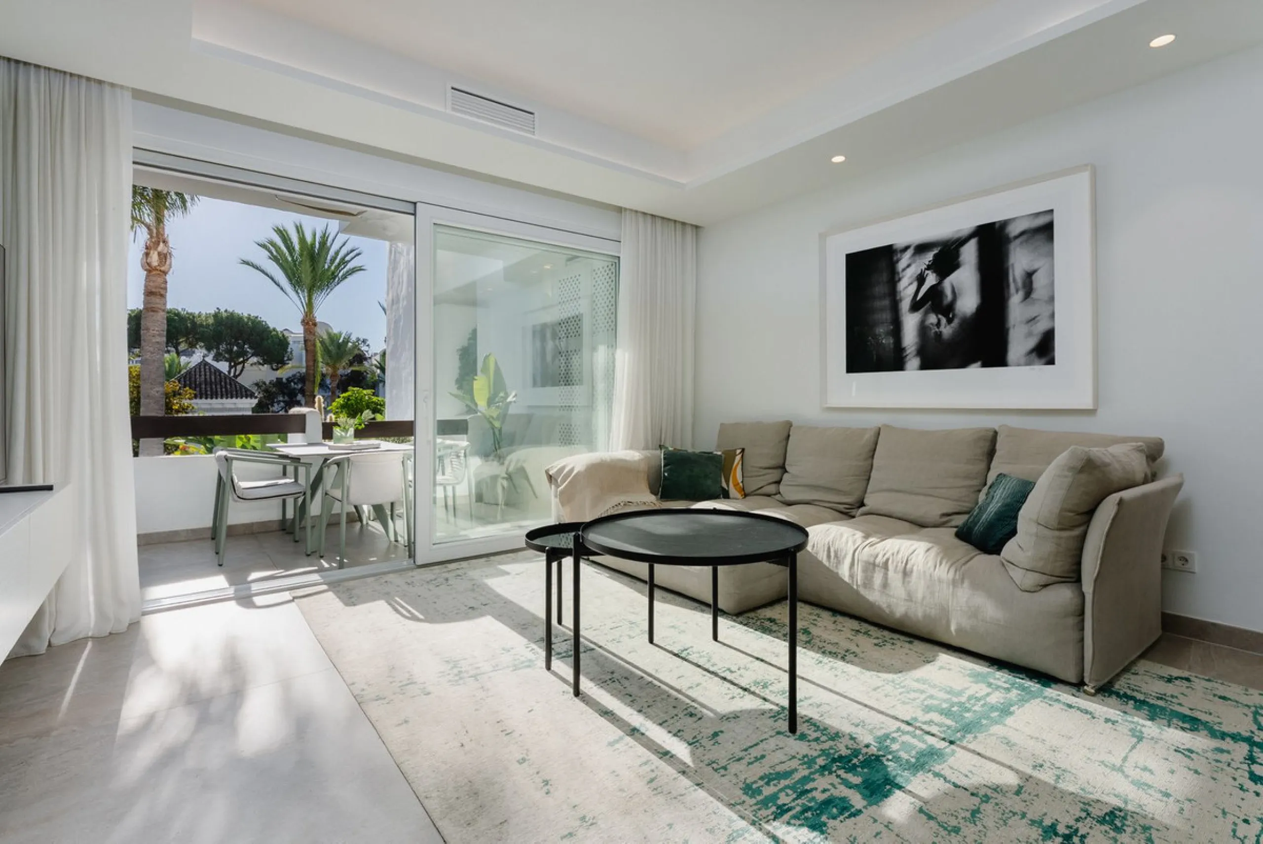 Fully renovated unique apartment in Alhambra del Mar, Golden Mile, Marbella
