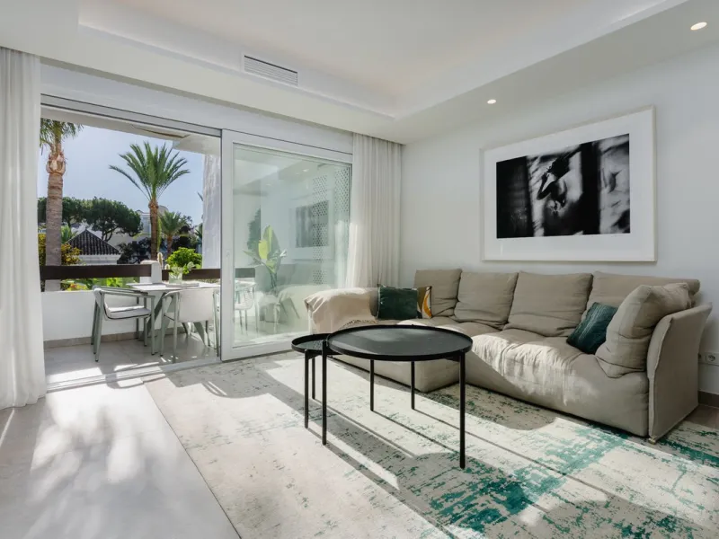 Fully renovated unique apartment in Alhambra del Mar, Golden Mile, Marbella