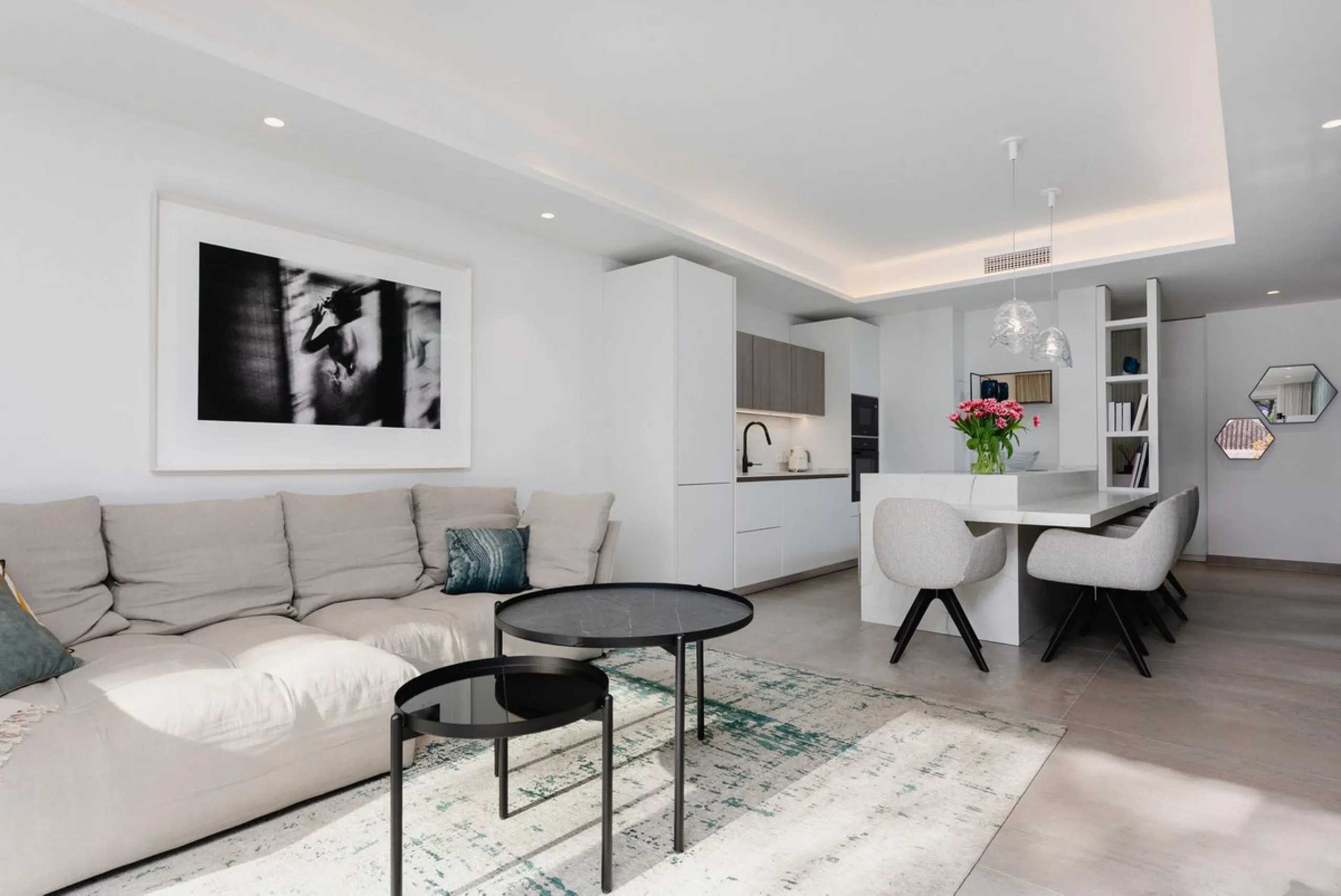 Fully renovated unique apartment in Alhambra del Mar, Golden Mile, Marbella