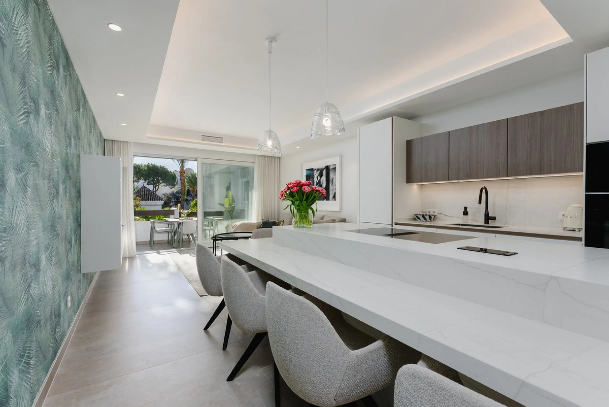 Fully renovated unique apartment in Alhambra del Mar, Golden Mile, Marbella