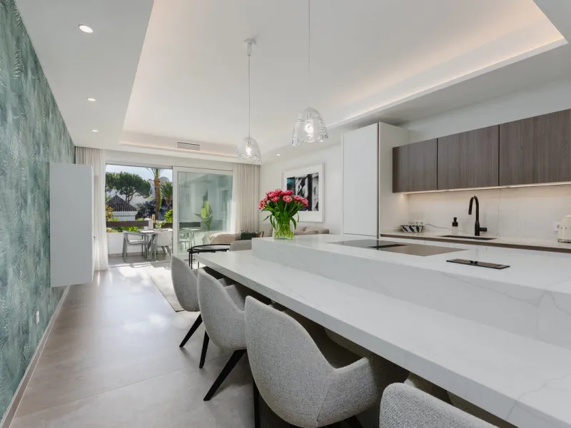 Fully renovated unique apartment in Alhambra del Mar, Golden Mile, Marbella