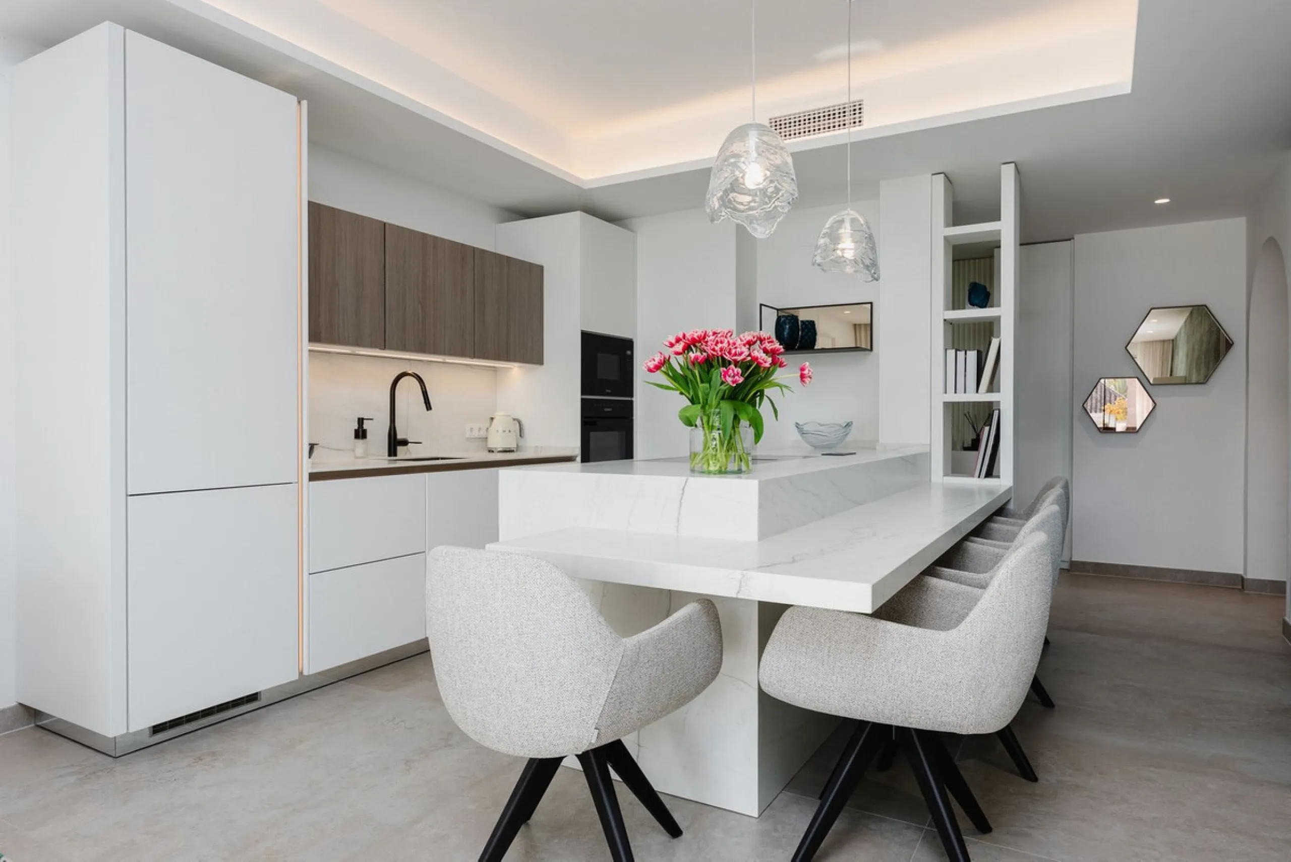 Fully renovated unique apartment in Alhambra del Mar, Golden Mile, Marbella