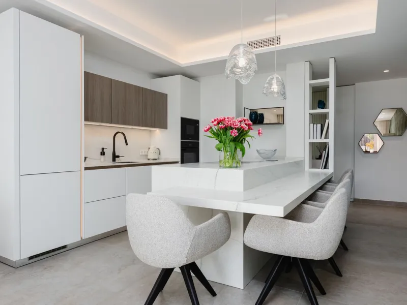 Fully renovated unique apartment in Alhambra del Mar, Golden Mile, Marbella