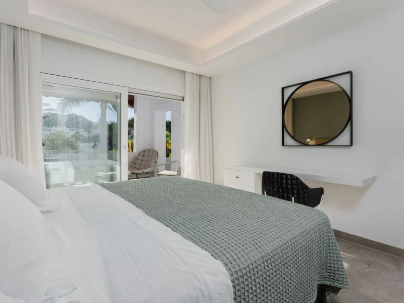 Fully renovated unique apartment in Alhambra del Mar, Golden Mile, Marbella