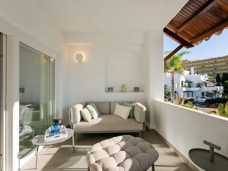 Fully renovated unique apartment in Alhambra del Mar, Golden Mile, Marbella