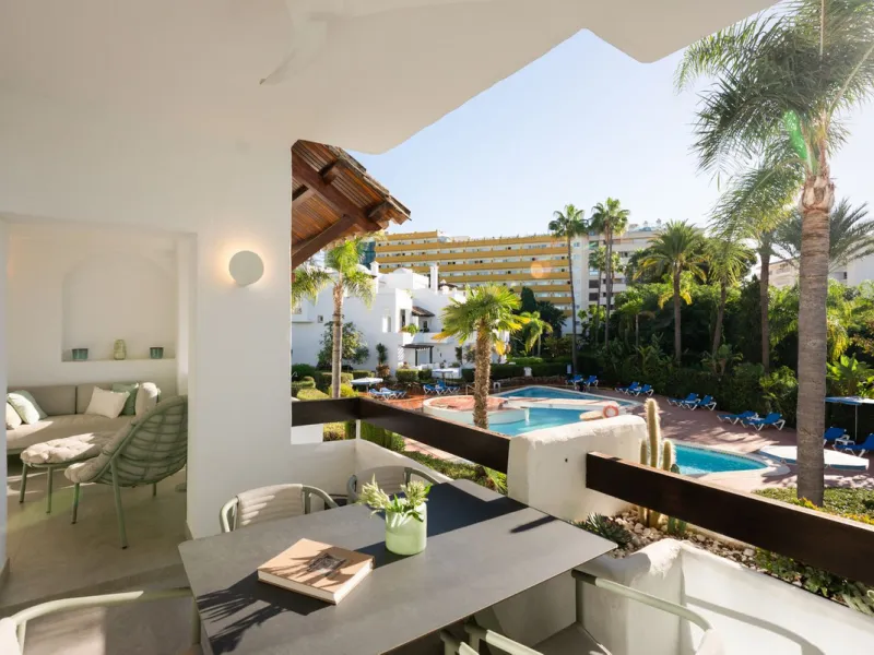 Fully renovated unique apartment in Alhambra del Mar, Golden Mile, Marbella