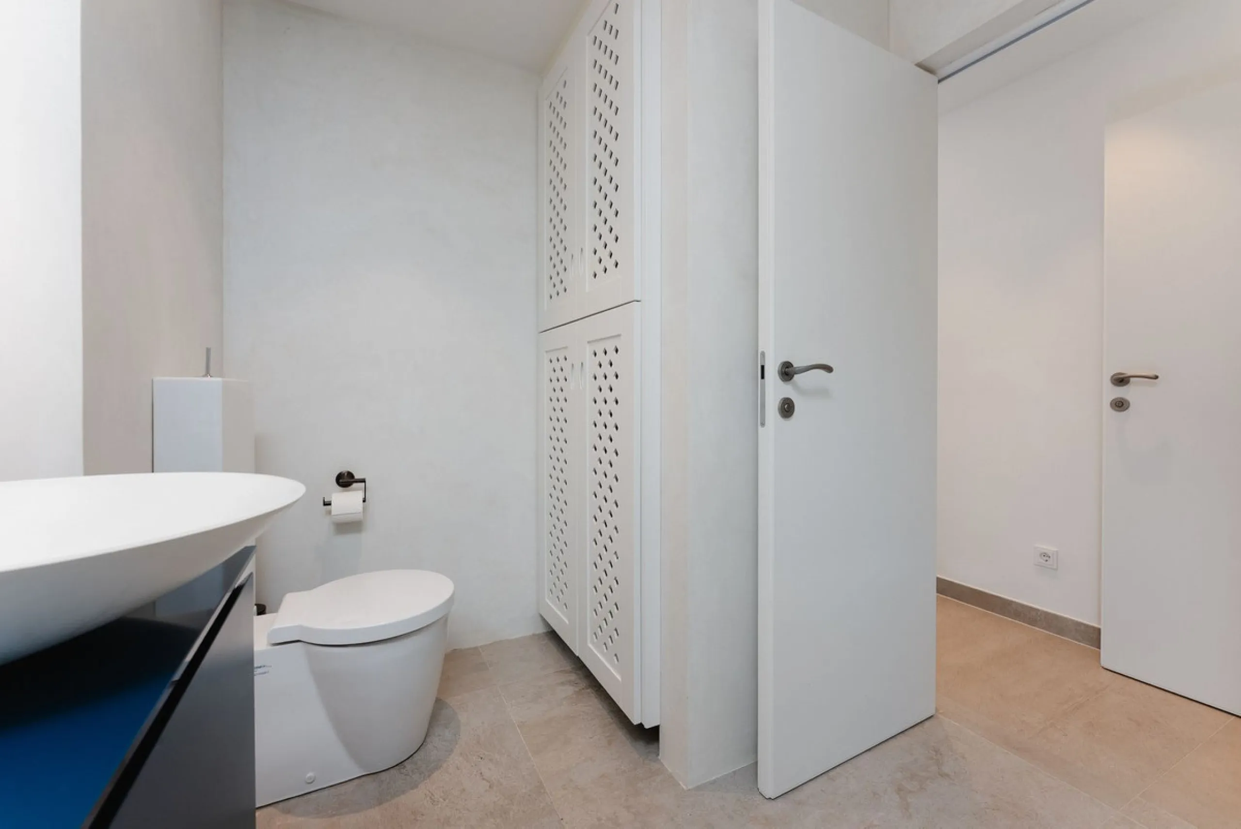 Fully renovated unique apartment in Alhambra del Mar, Golden Mile, Marbella