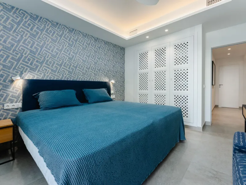 Fully renovated unique apartment in Alhambra del Mar, Golden Mile, Marbella