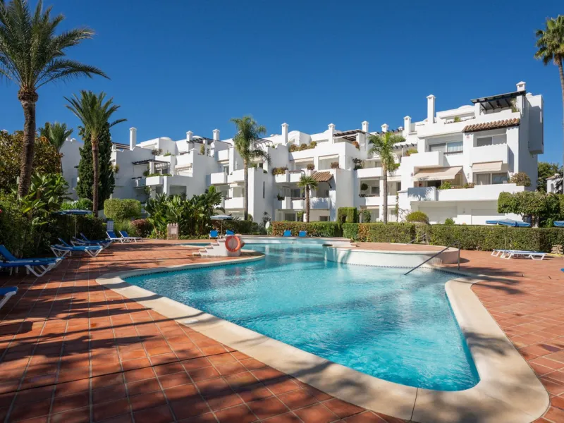 Fully renovated unique apartment in Alhambra del Mar, Golden Mile, Marbella
