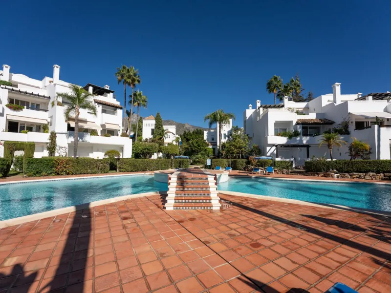 Fully renovated unique apartment in Alhambra del Mar, Golden Mile, Marbella