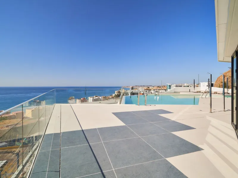 Now available: newly completed luxury residence in Reserva del Higuerón – ready for immediate viewing