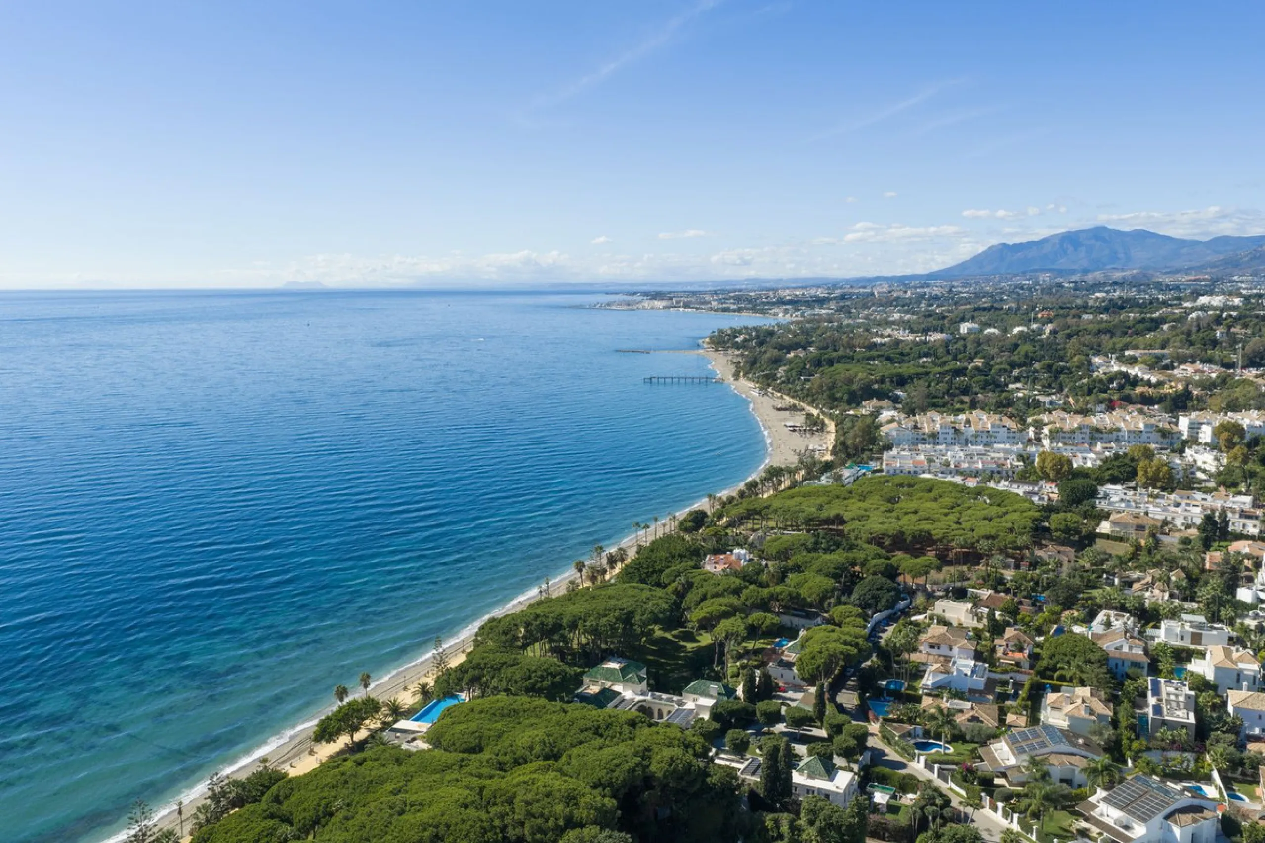 Fully renovated unique apartment in Alhambra del Mar, Golden Mile, Marbella
