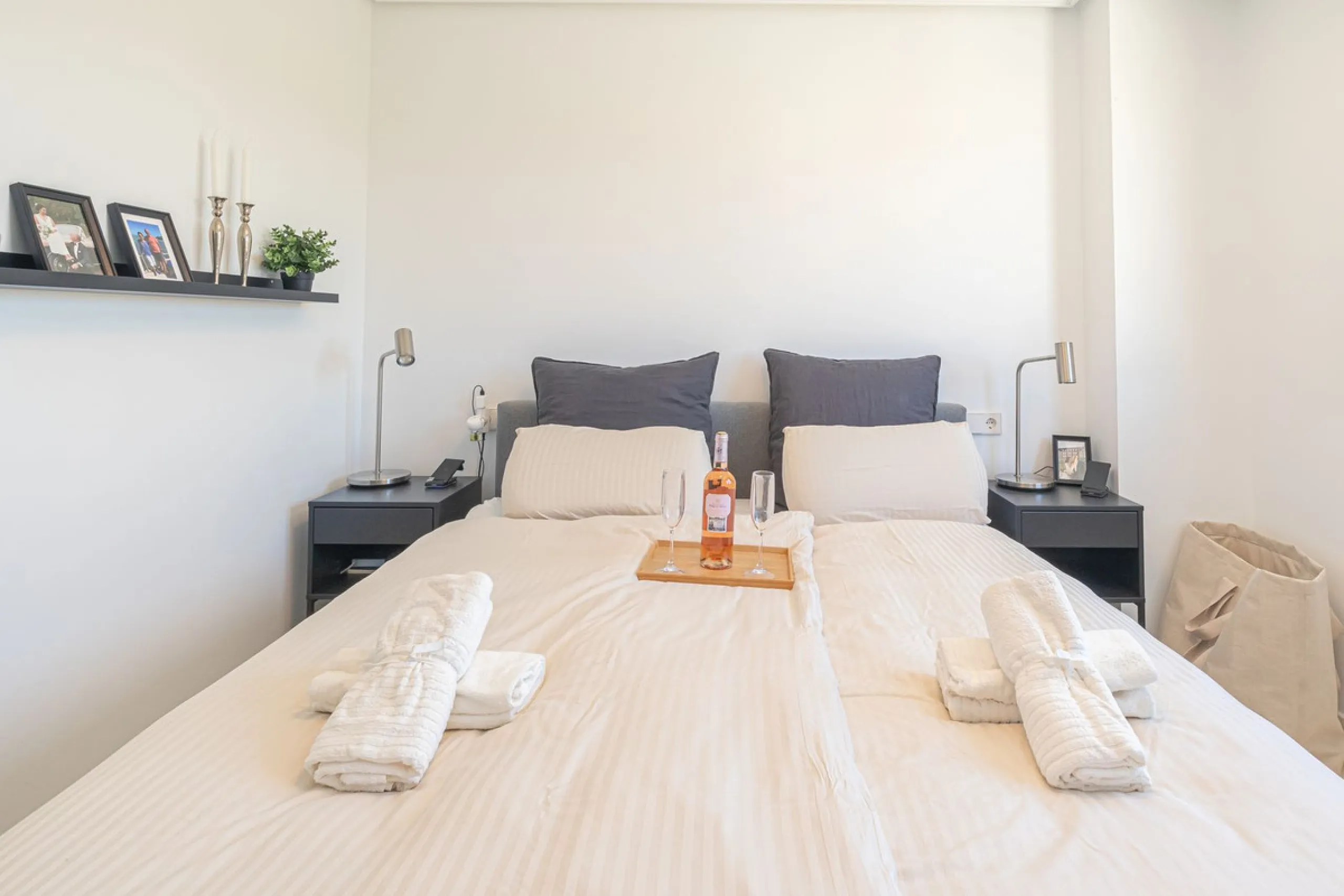 Apartment - Penthouse в продаже в Estepona, Málaga. В доме 2 спален и 2 ванных комнат. Площадь дома 95 м²