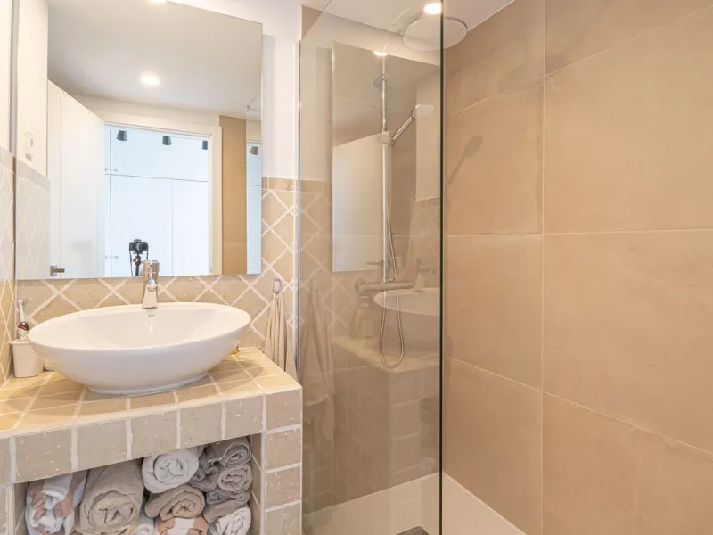 Apartment - Penthouse в продаже в Estepona, Málaga. В доме 2 спален и 2 ванных комнат. Площадь дома 95 м²