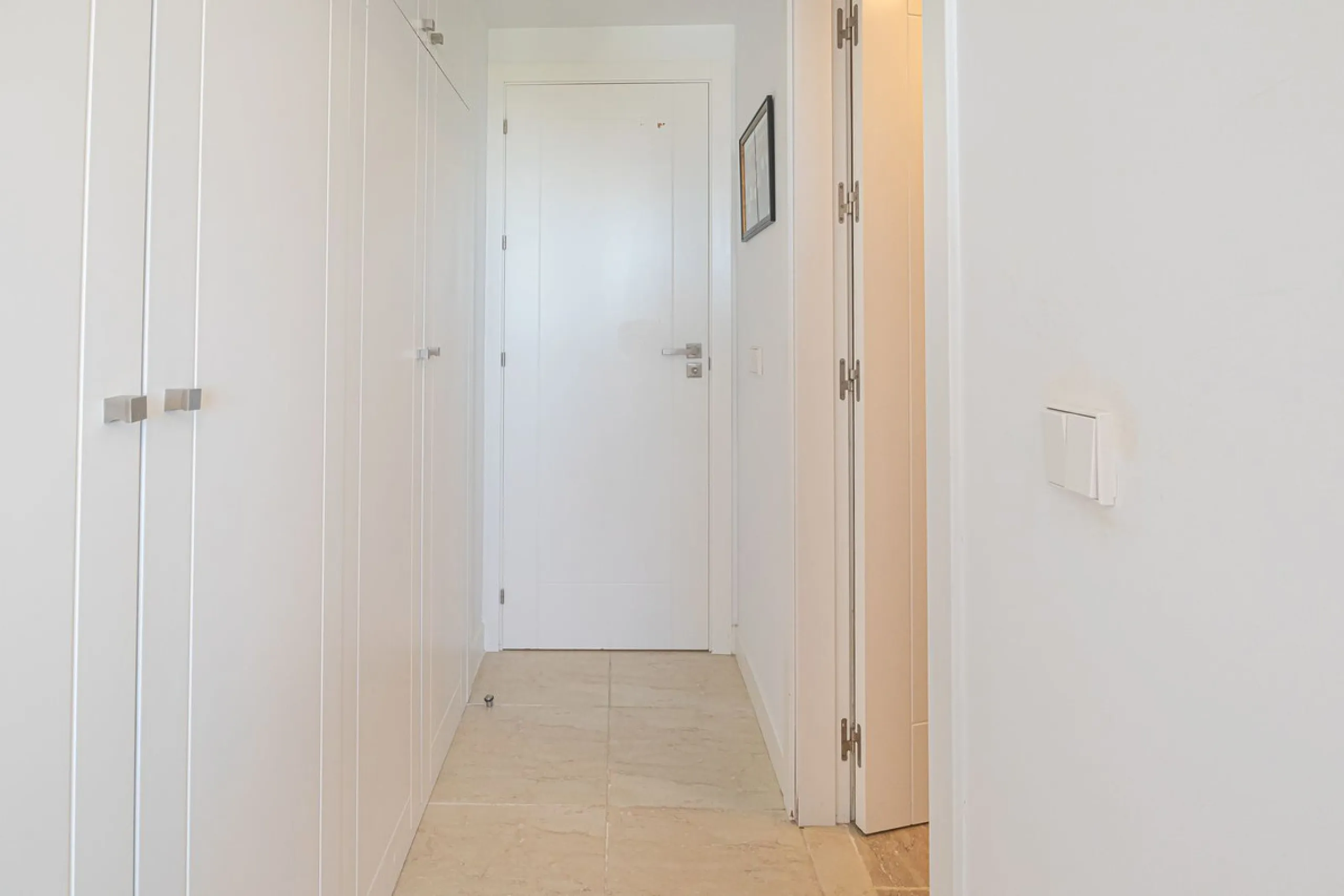 Apartment - Penthouse в продаже в Estepona, Málaga. В доме 2 спален и 2 ванных комнат. Площадь дома 95 м²