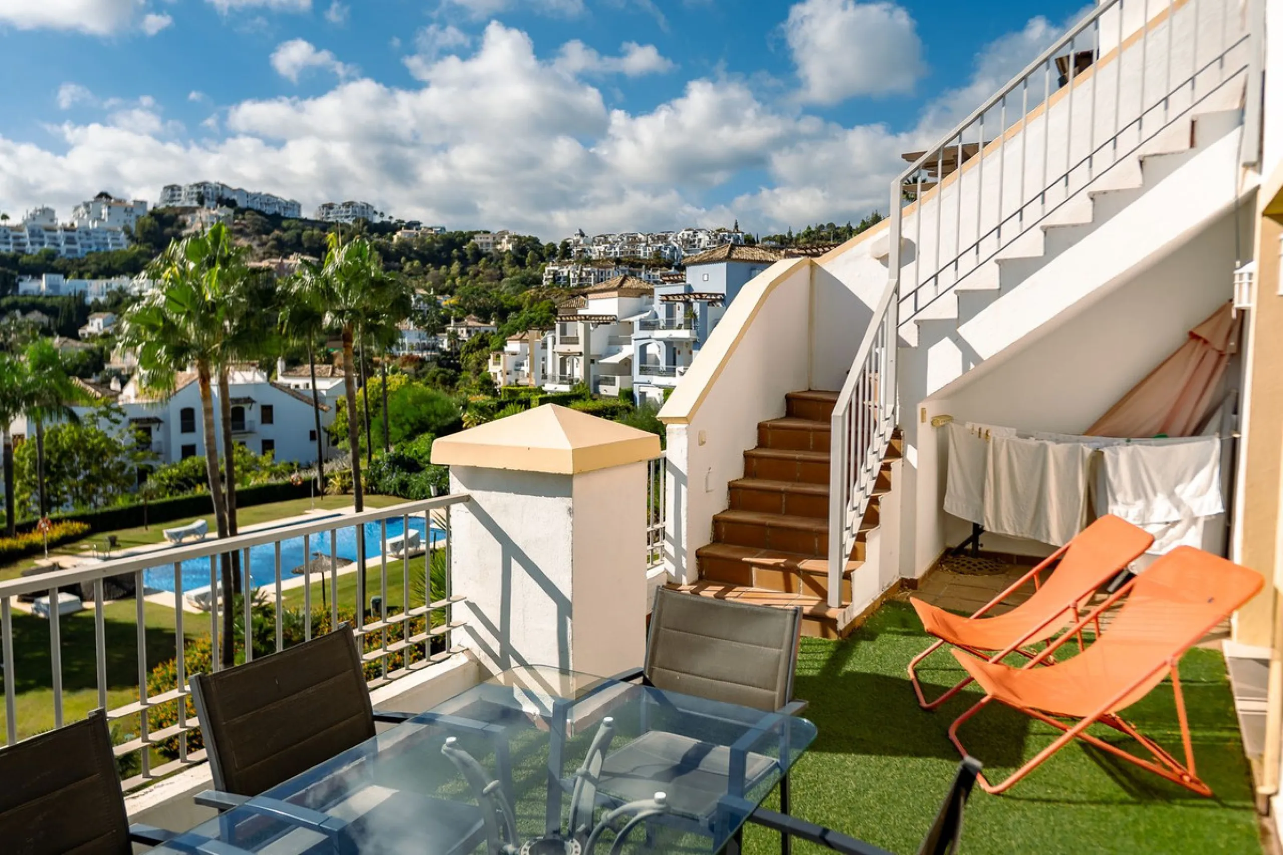 Investment Opportunity – Penthouse with Private Solarium in La Torre, Los Arqueros Golf
