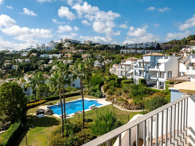 Investment Opportunity – Penthouse with Private Solarium in La Torre, Los Arqueros Golf