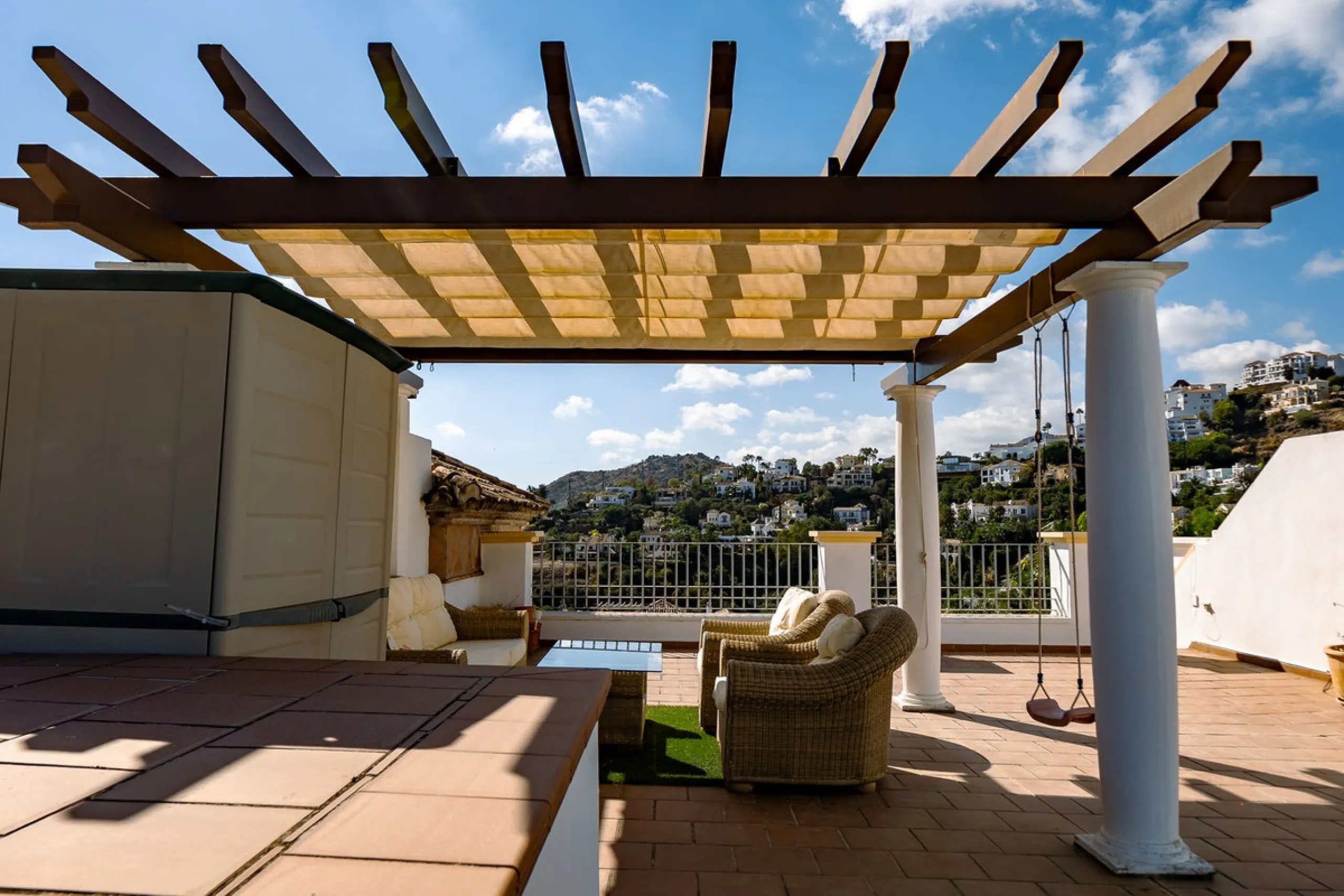 Investment Opportunity – Penthouse with Private Solarium in La Torre, Los Arqueros Golf