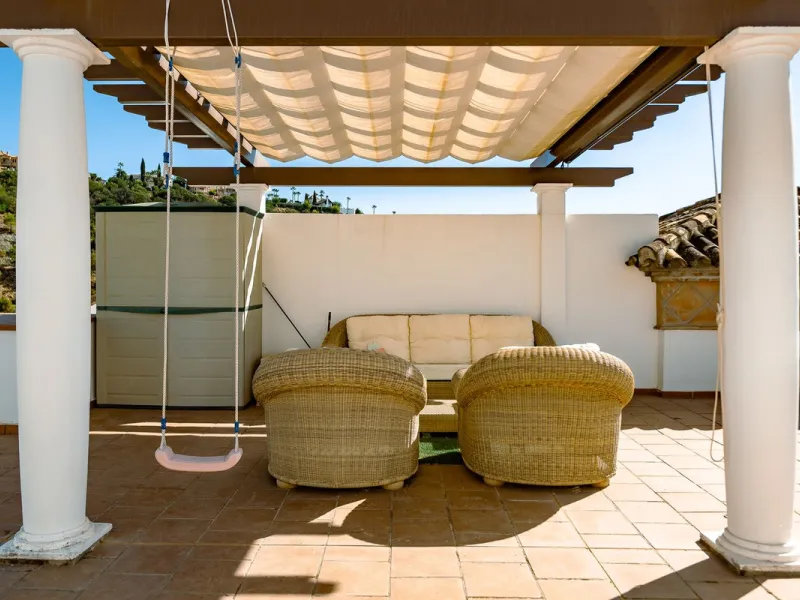 Investment Opportunity – Penthouse with Private Solarium in La Torre, Los Arqueros Golf