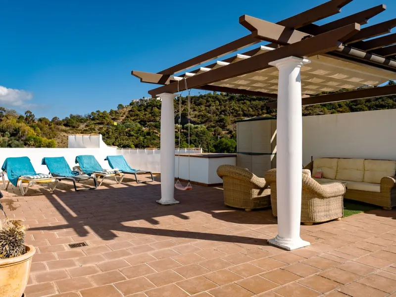 Investment Opportunity – Penthouse with Private Solarium in La Torre, Los Arqueros Golf