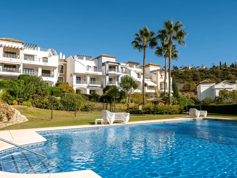 Investment Opportunity – Penthouse with Private Solarium in La Torre, Los Arqueros Golf