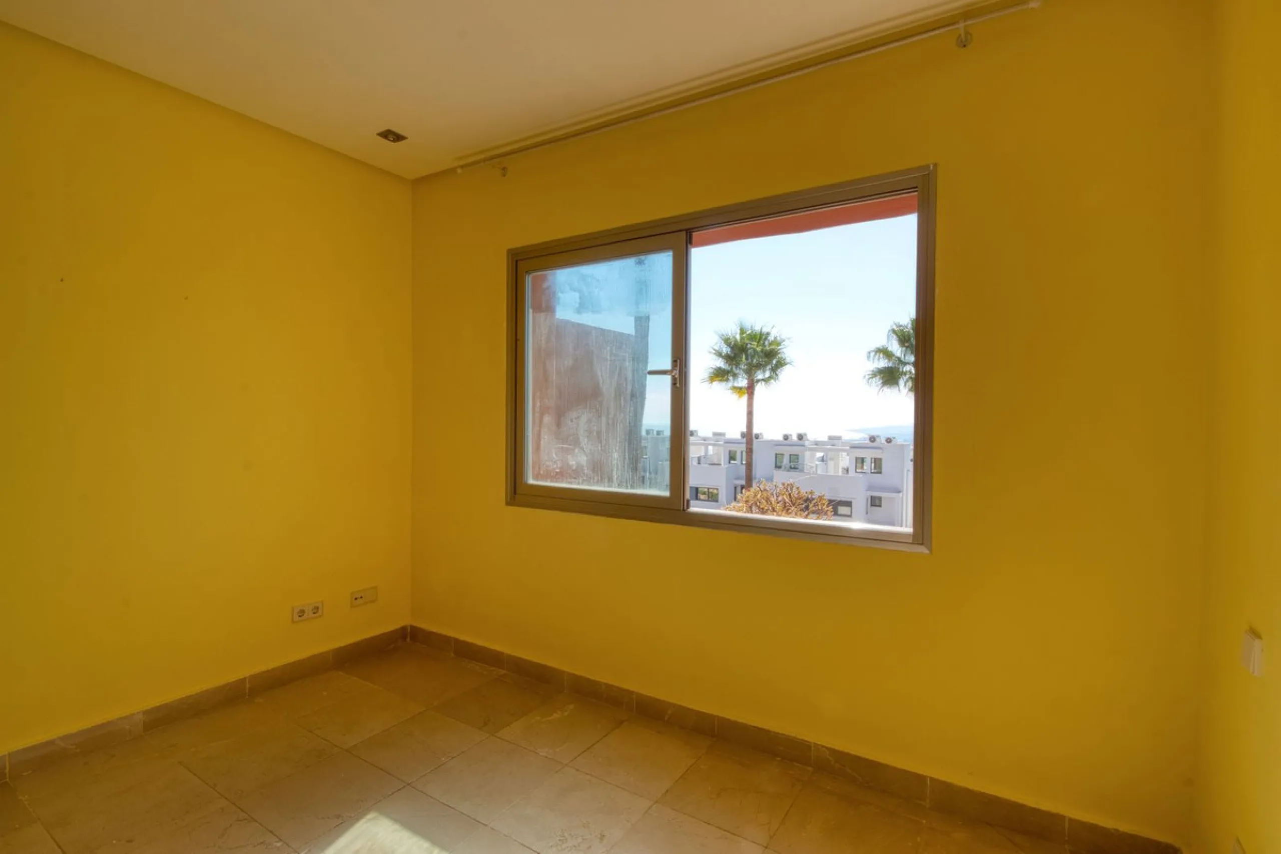 Great townhouse in Bahía de las Rocas!