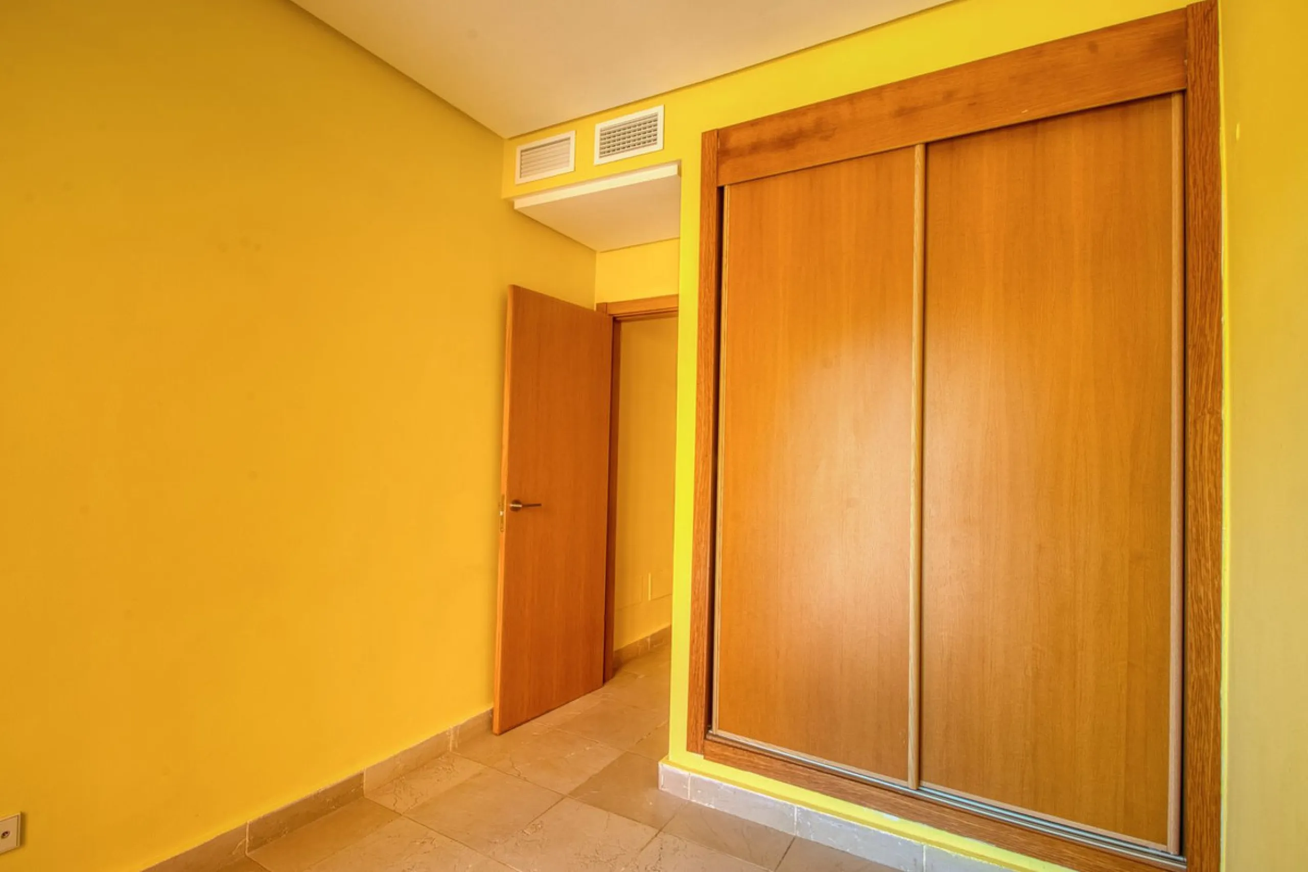 Great townhouse in Bahía de las Rocas!