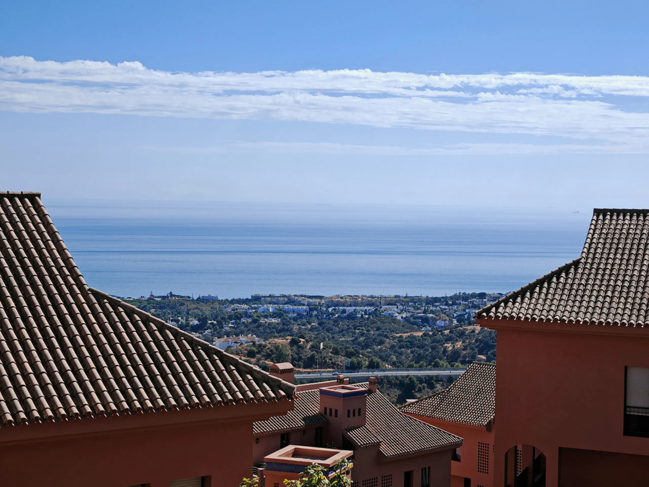 Ground Floor Apartment for sale in , Mijas Costa with 3 bedrooms, 2 bathrooms, 1 on suite bathroom and 1 toilet, with communal swimming pool and private garage (1 parking spaces). Regarding property dimensions, it has 109.7 m² built and 42.19 m² terrace. 