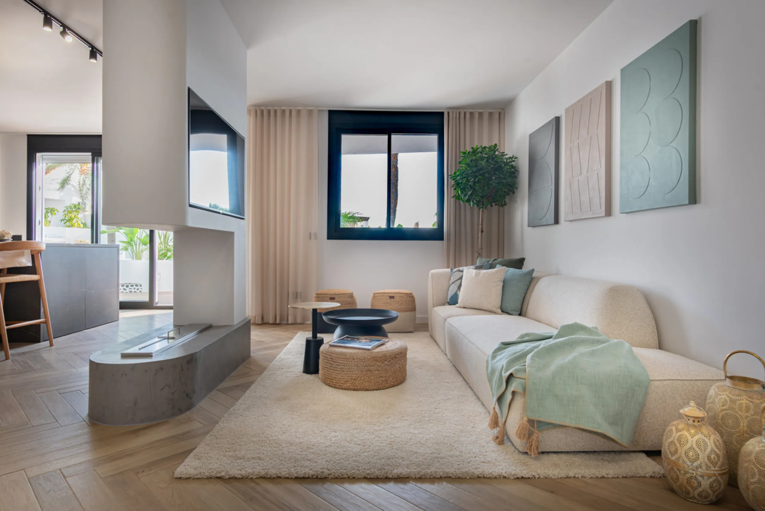 Apartment - Middle Floor Apartment в продаже в Marbella, Málaga. В доме 3 спален и 5 ванных комнат. Площадь дома 143 м²