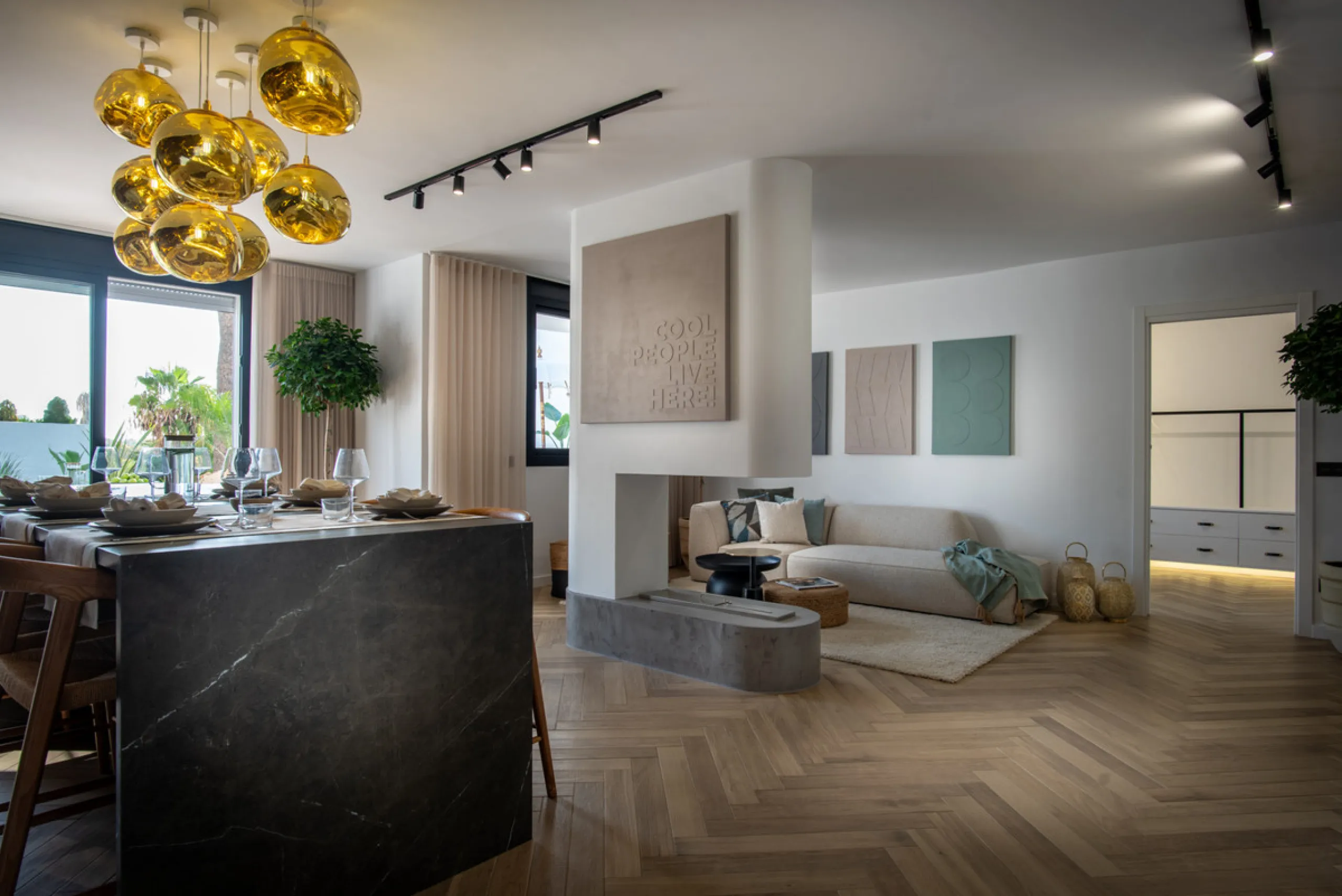 Apartment - Middle Floor Apartment в продаже в Marbella, Málaga. В доме 3 спален и 5 ванных комнат. Площадь дома 143 м²