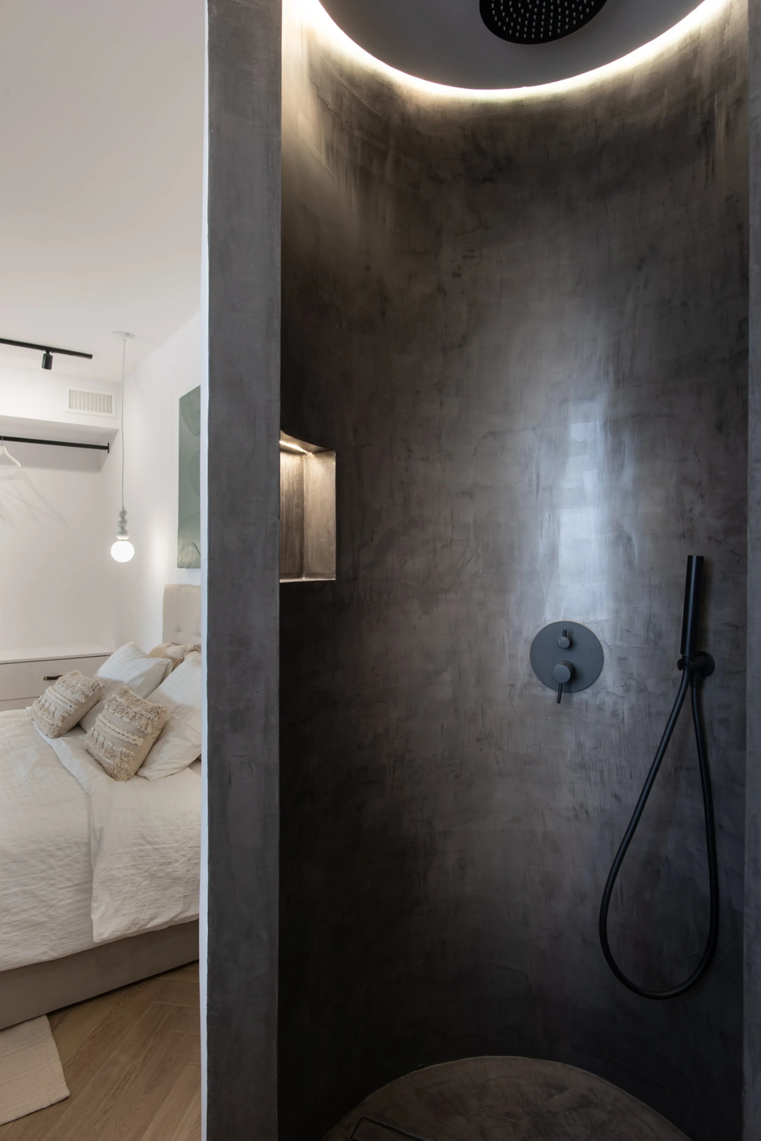 Apartment - Middle Floor Apartment в продаже в Marbella, Málaga. В доме 3 спален и 5 ванных комнат. Площадь дома 143 м²