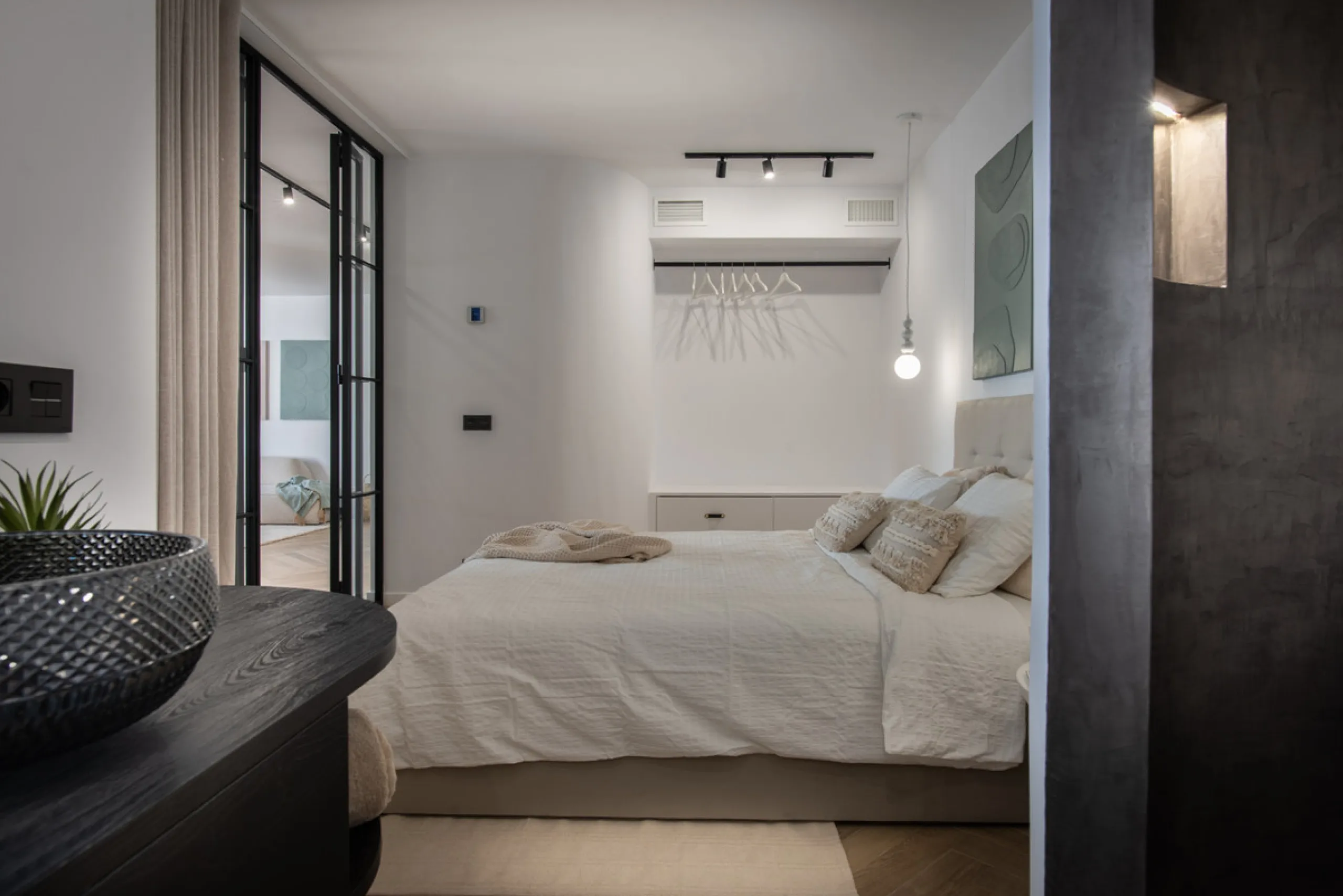 Apartment - Middle Floor Apartment в продаже в Marbella, Málaga. В доме 3 спален и 5 ванных комнат. Площадь дома 143 м²