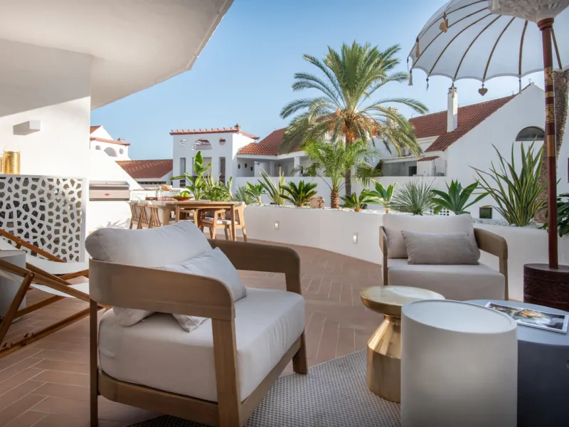 Apartment - Middle Floor Apartment в продаже в Marbella, Málaga. В доме 3 спален и 5 ванных комнат. Площадь дома 143 м²