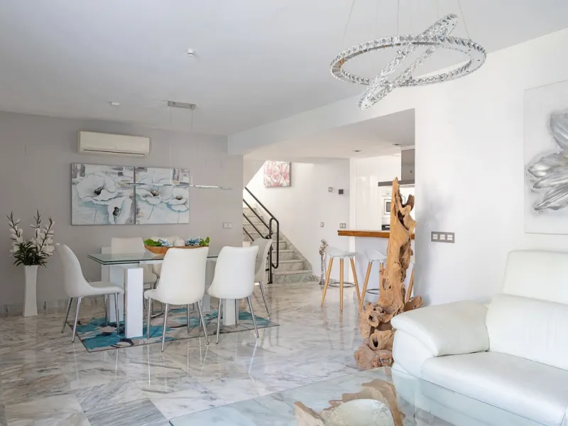 Elegant Beachside Townhouse in Sought-After Costalita