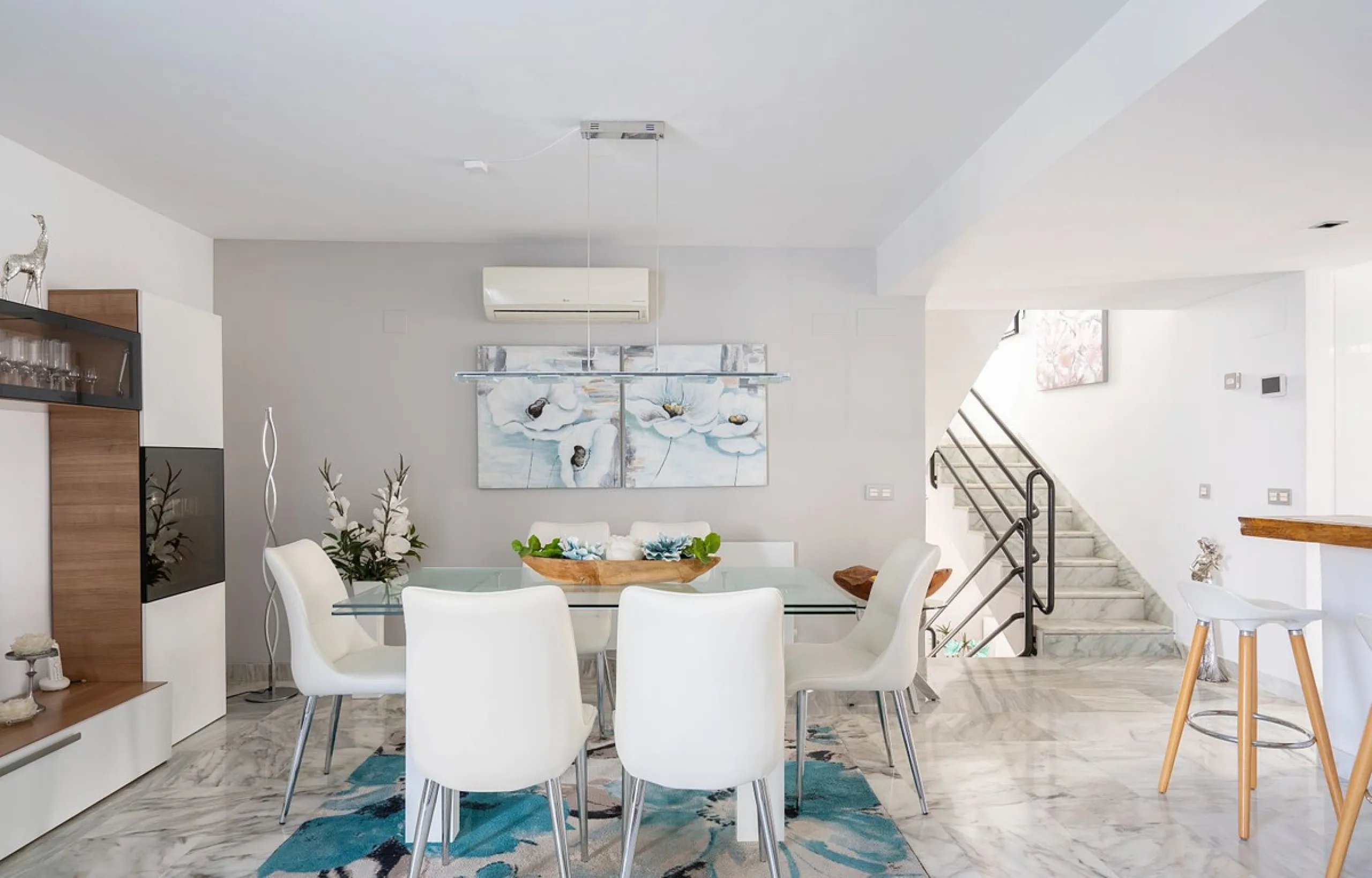 Elegant Beachside Townhouse in Sought-After Costalita